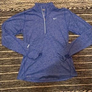 Nike Women’s Half Zip